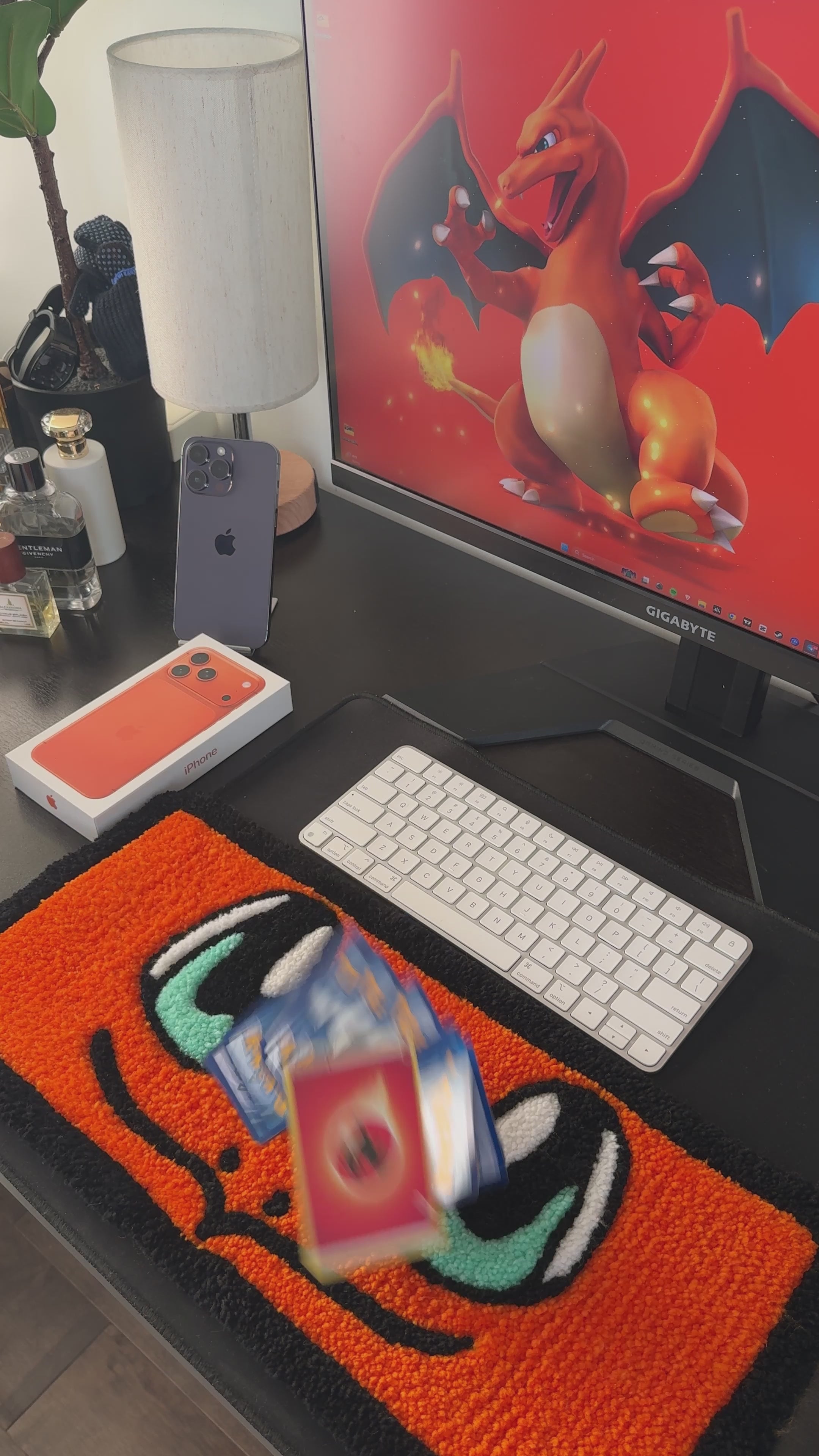 Charmander Keyboard Wrist Support Rug